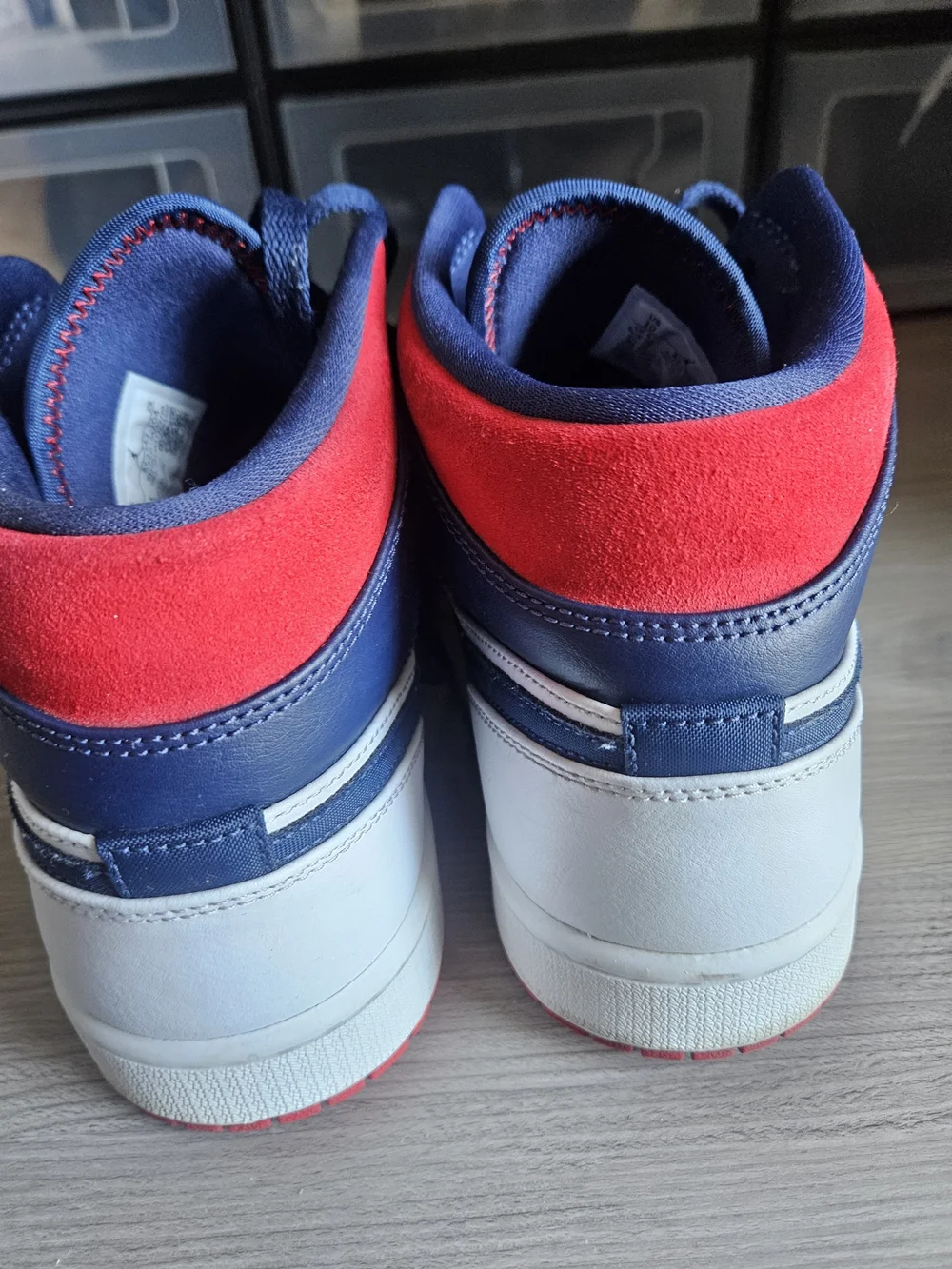 Air Jordan 1 Mid Navy White Red Sneakers